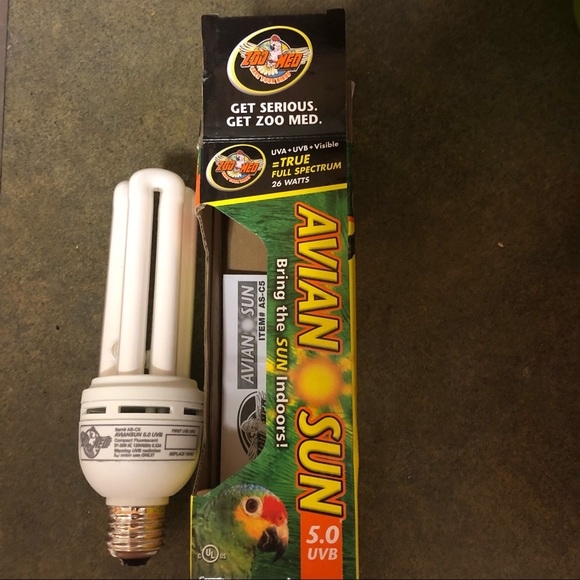 Zoo Med Avian AvianSun 5.0 UVB Compact Flourescent Bulb